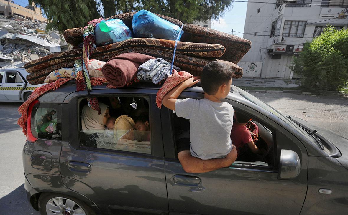 Израиль открыл на шесть часов маршруты для эвакуации жителей Газы