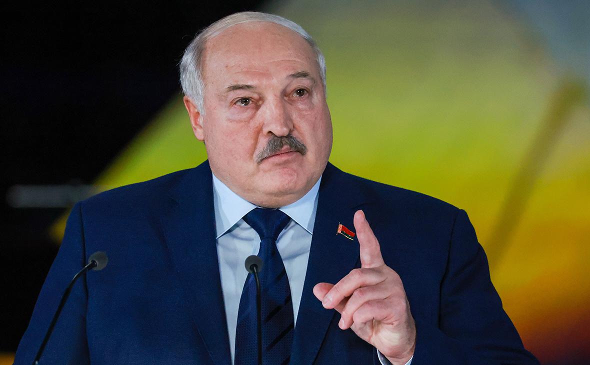 Лукашенко призвал белорусов ментально готовиться к войне